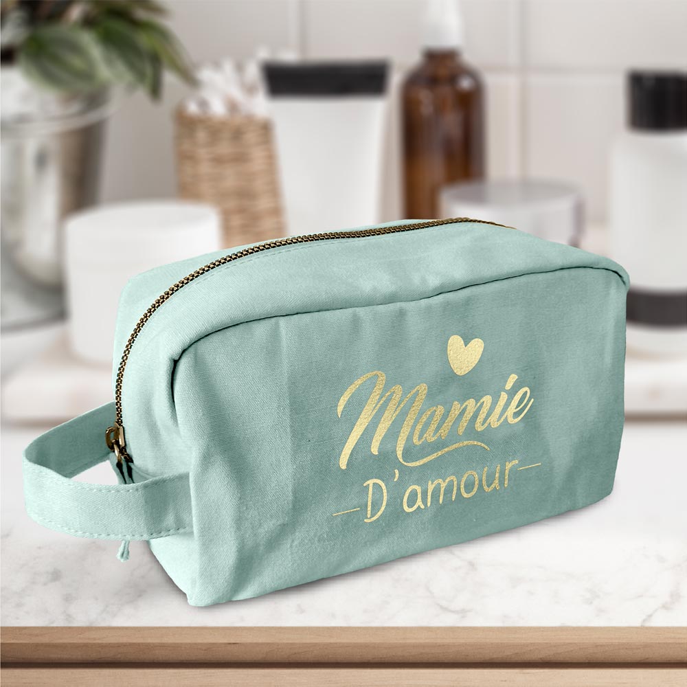 TROUSSE DE TOILETTE « MAMIE D’AMOUR »